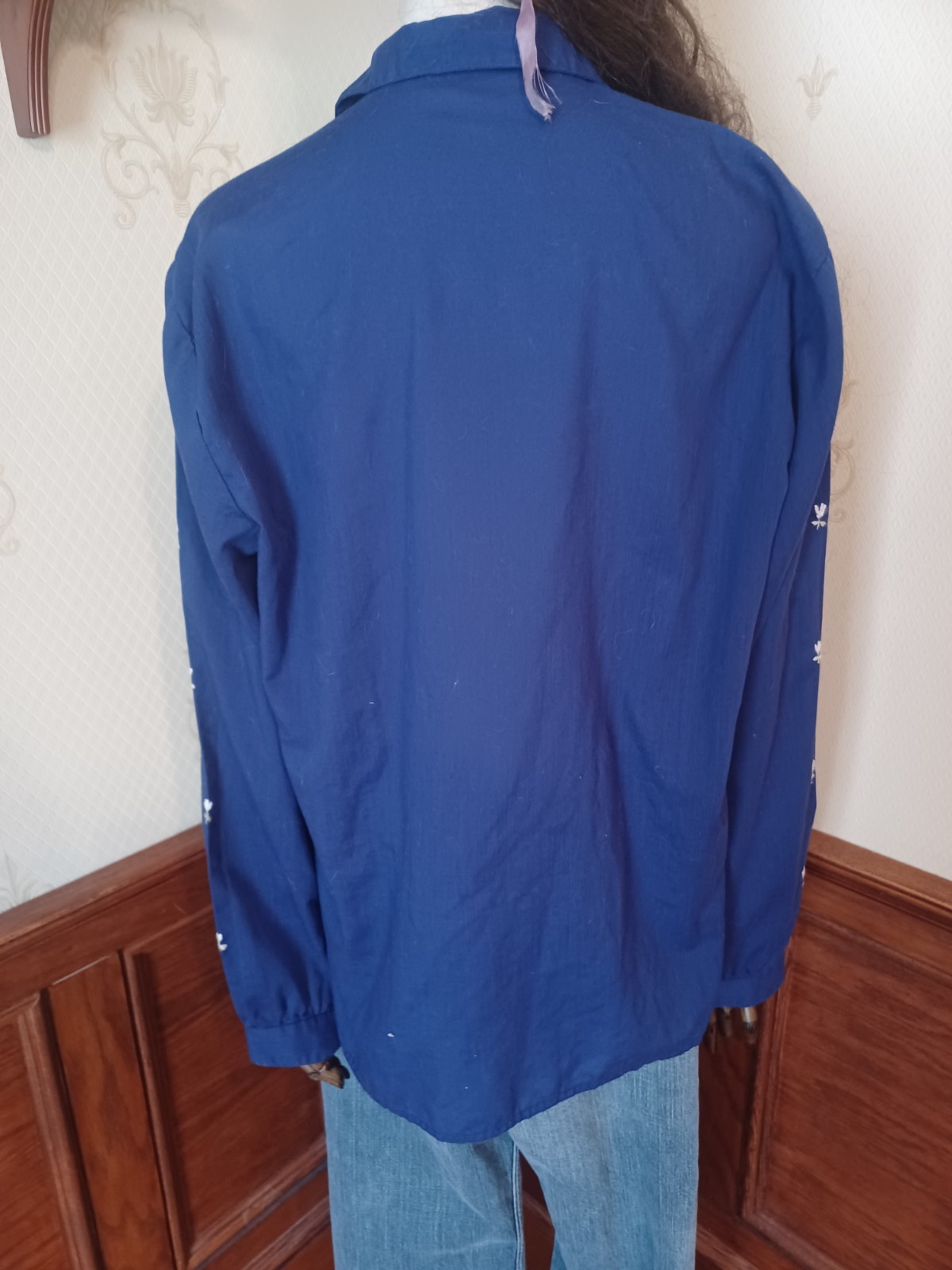 Vintage 1960s/1970s Blue Hand-Embroidered Boho Hippie Button-Front Shirt