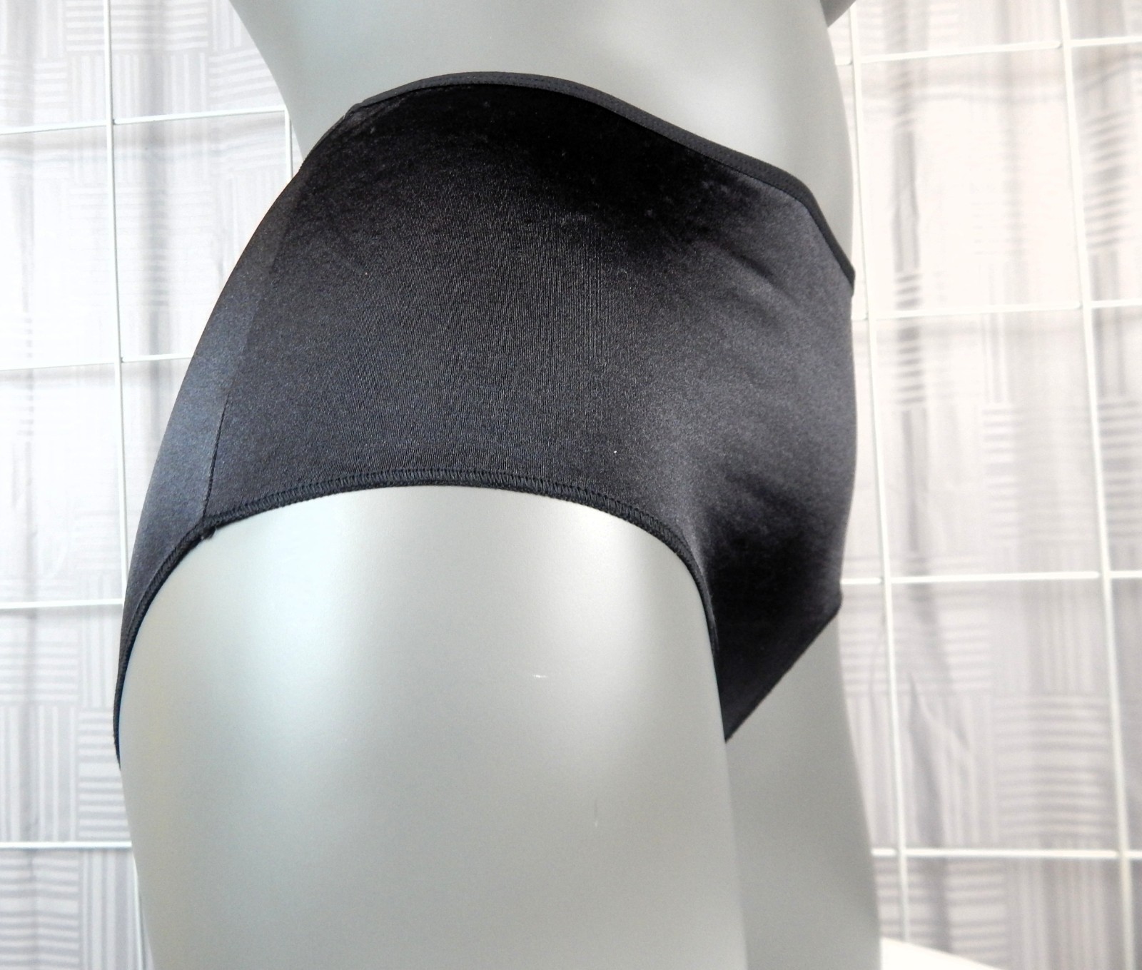 Vintage Hanes Black Second Skin Satin Silky Shiny Hi-Cut Brief Size 9