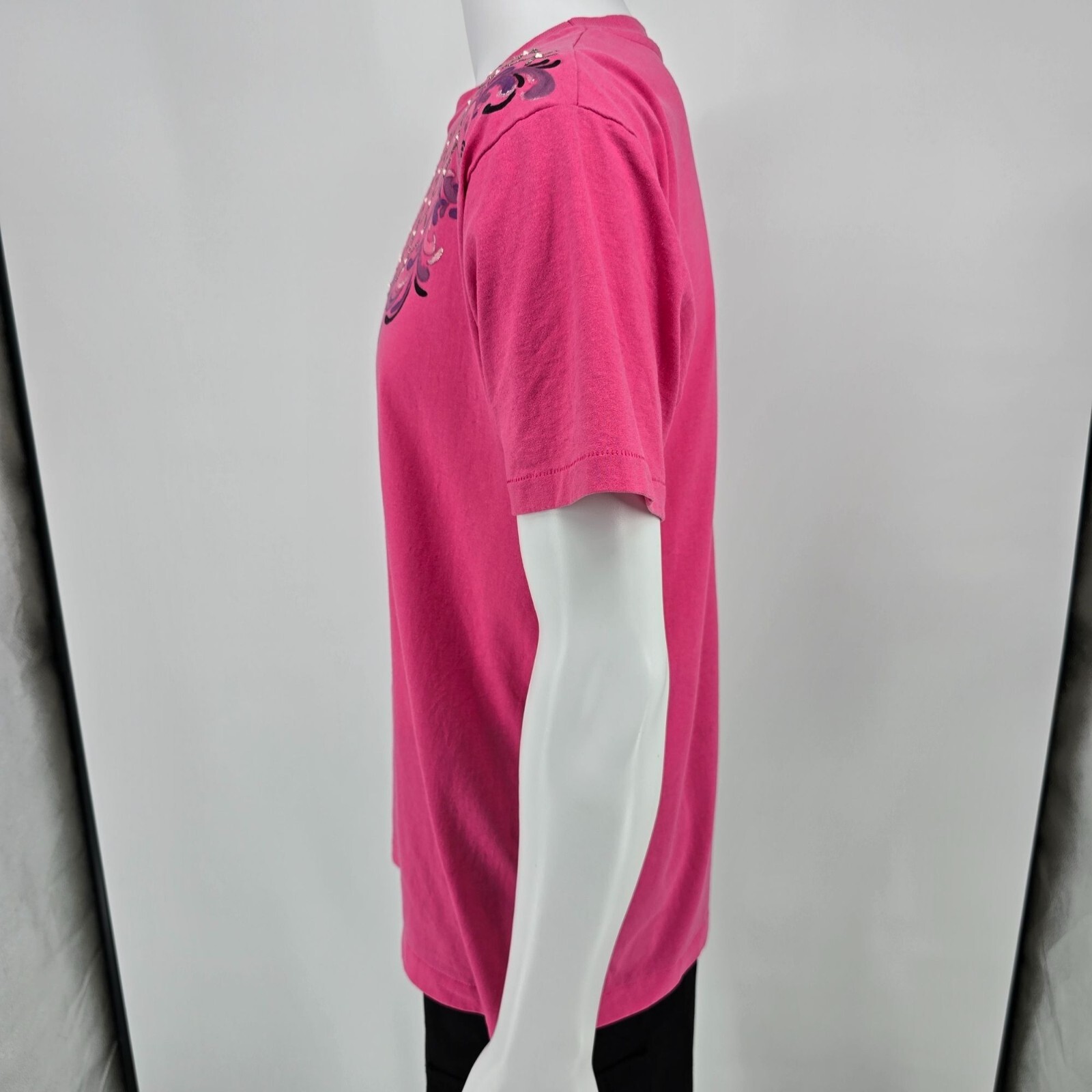 Vintage 1990s Hanes Embellished Glitter Yoke Baroque Scroll Design T-Shirt (M/L)