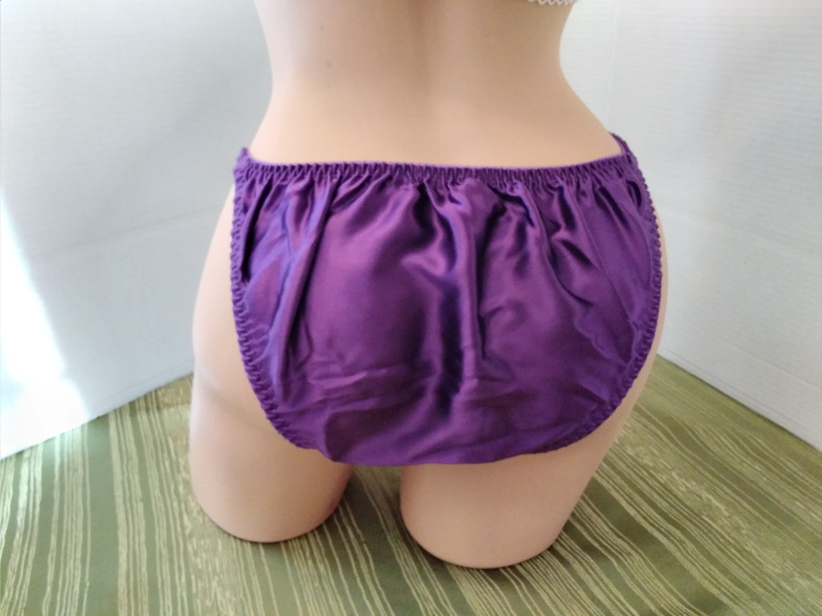 Panties String Bikini Lingerie Glossy Satin Second Skin XL Purple Stretchy
