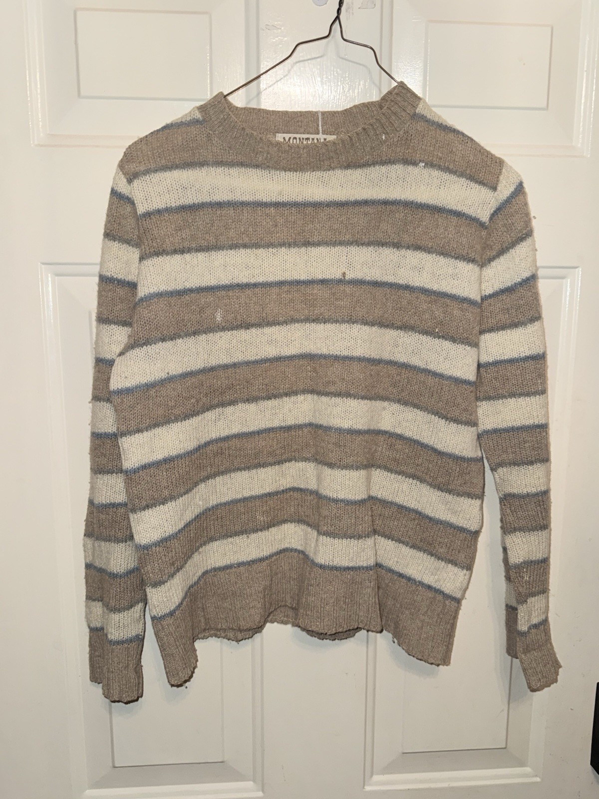 Vtg Montana Woolen Shop Woman’s Long Sleeve Size S/M Sweater (EASY1)