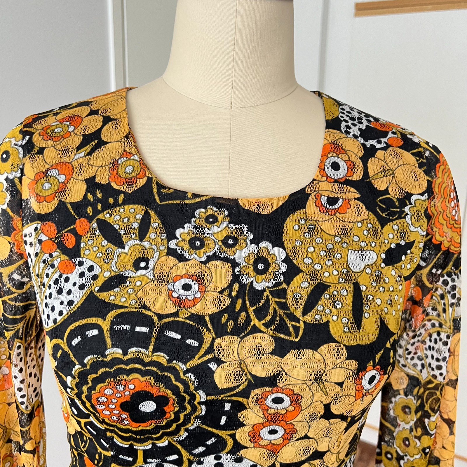 1970s Psychedelic Floral Midi Dress Long Sleeves Boho Hippie Ruffle Hem Aline