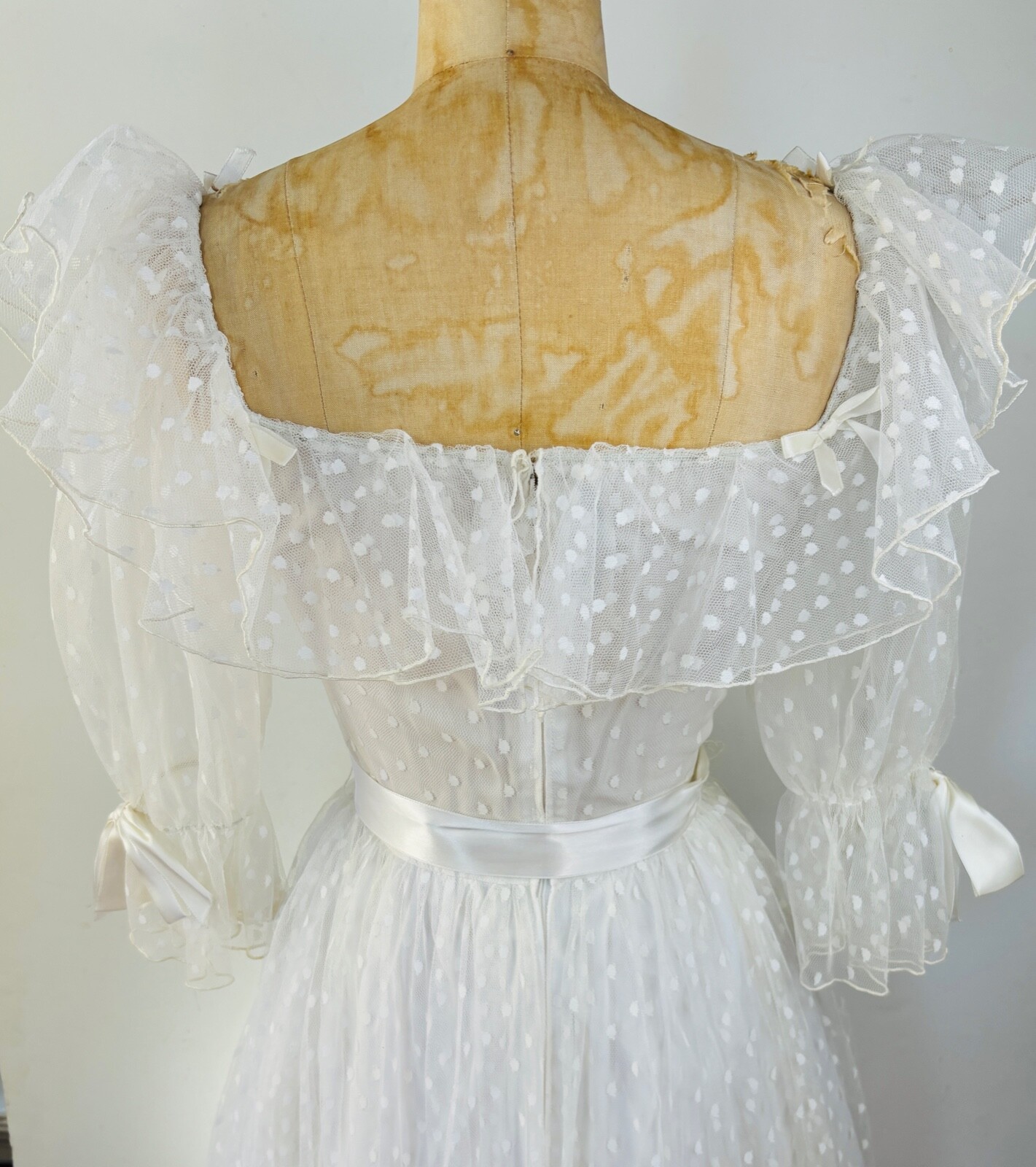 VTG 80s WHITE POLKA DOT TULLE RUFFLE BOW COQUETTE WHITE GOWN PRINCESS DRESS*XS/S