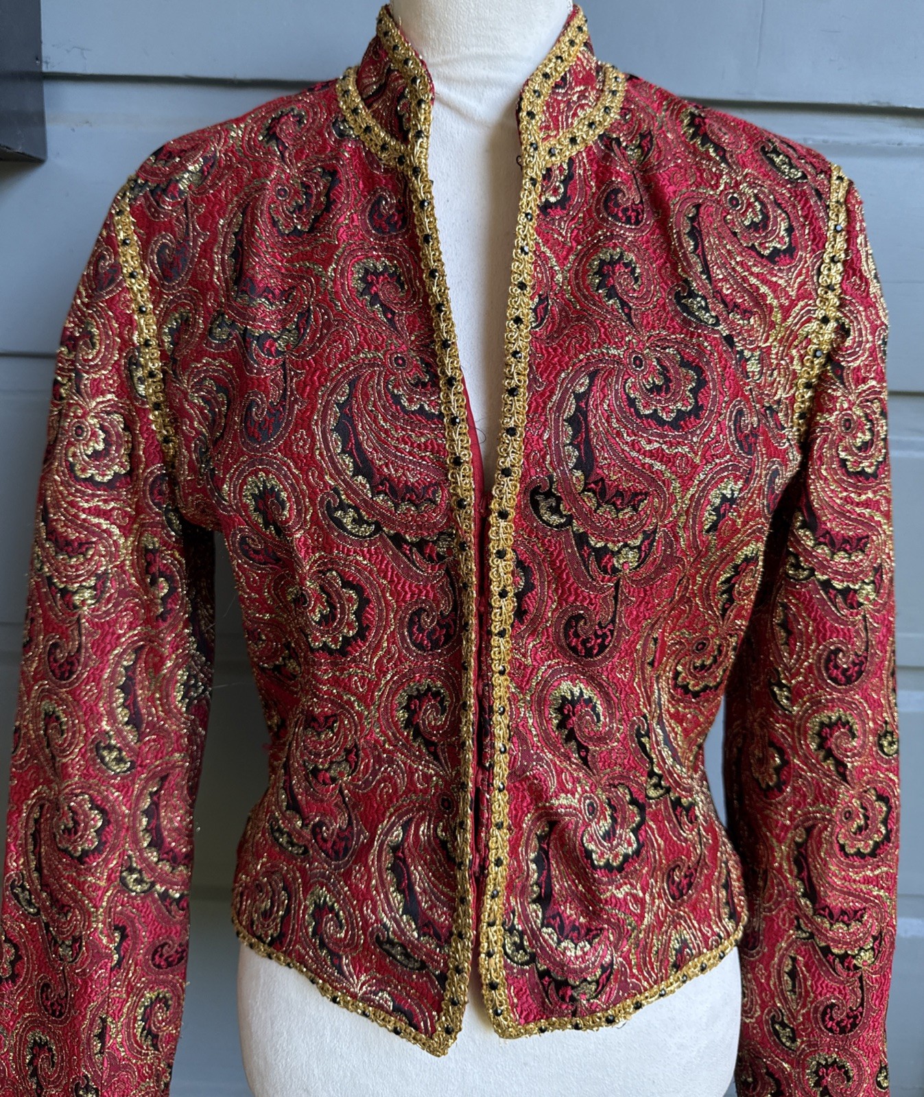 Vintage 70s Red & Gold Paisley Brocade Cropped Jacket- Studio 54, Disco-Size M