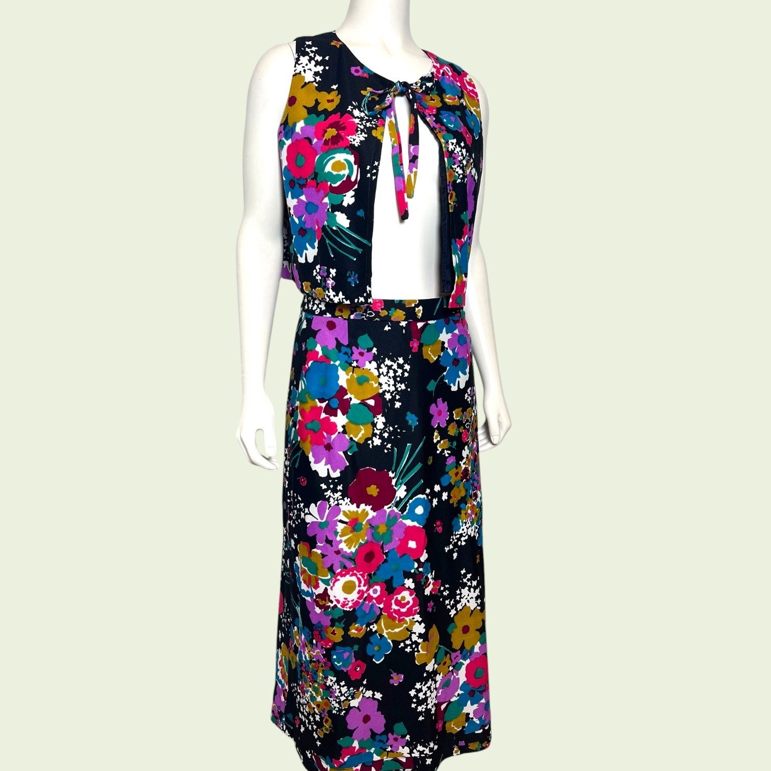 Vintage 1970s Floral Two Piece Set | Maxi Skirt & Tie Front Crop Top | Mod Boho