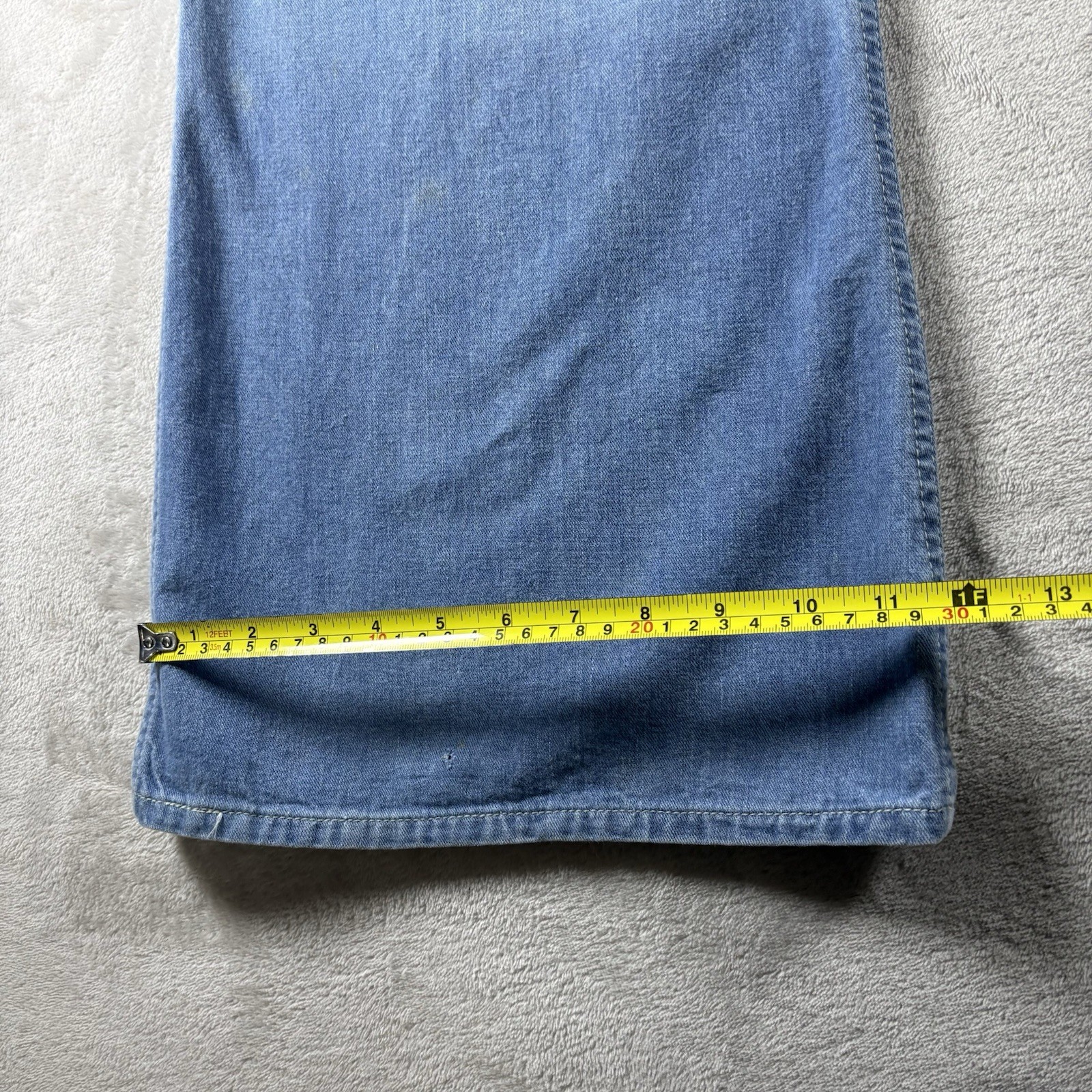 Vintage 1970’s Laura Women’s 26×32 Blue Denim Jeans Bell Bottoms Flare Fade#1573