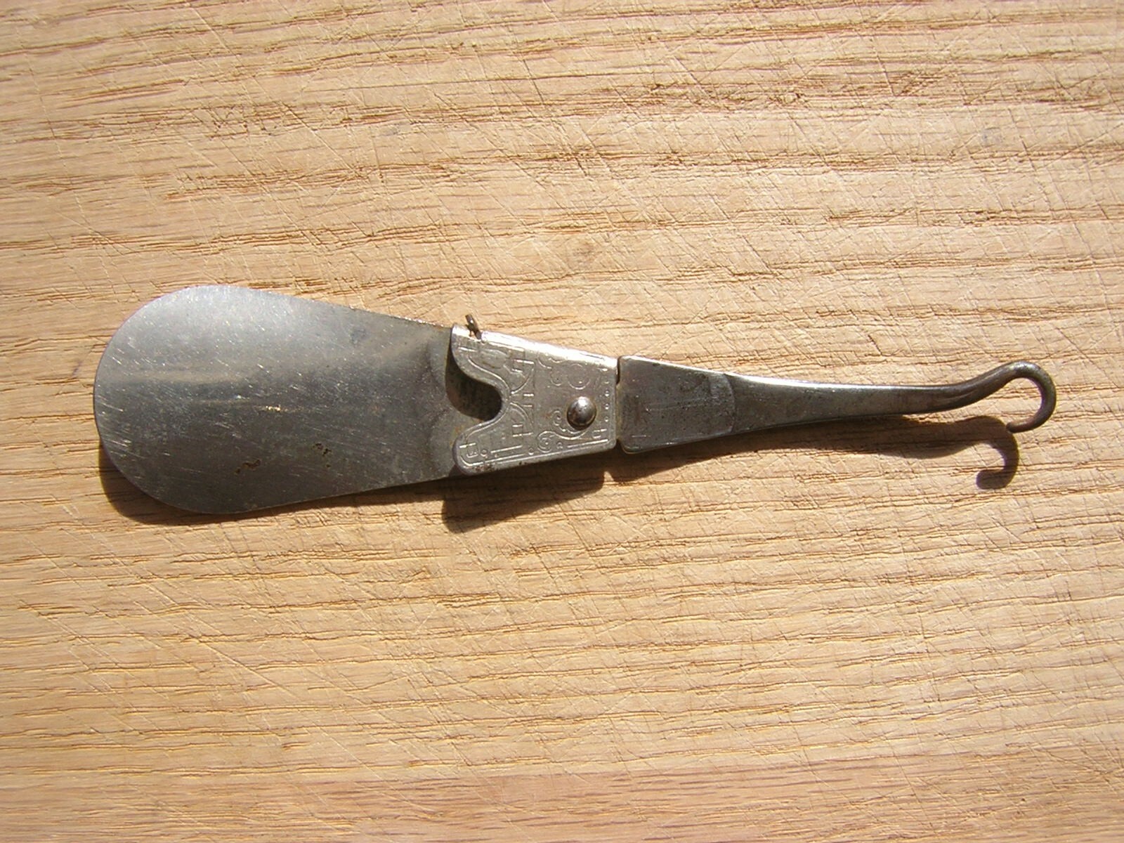 Vintage – Metal Milady’s Shoe Horn With Buttonhook – Petty’s Bootery Pittsburgh