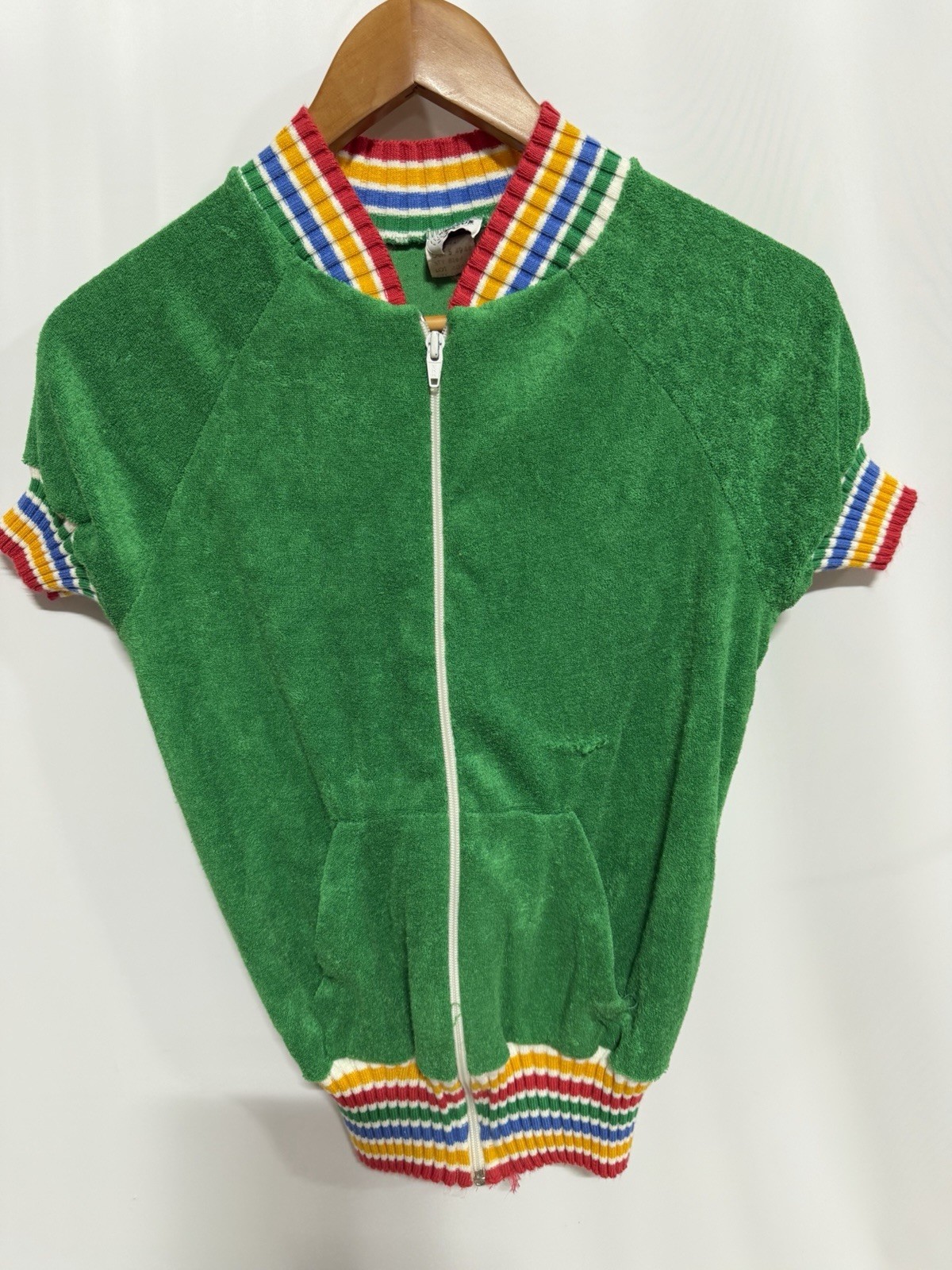Vintage 70s 80s Short Sleeve Shirt Out of Focus Size Small Full Zip Fast Ship