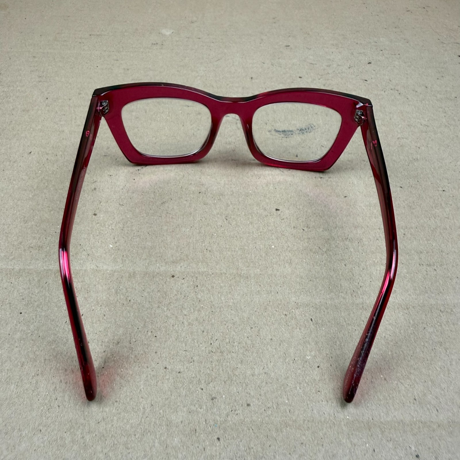 VINTAGE PINK CAT-EYE FRAMES Bold & Stylish 1960s Design Excellent Condition