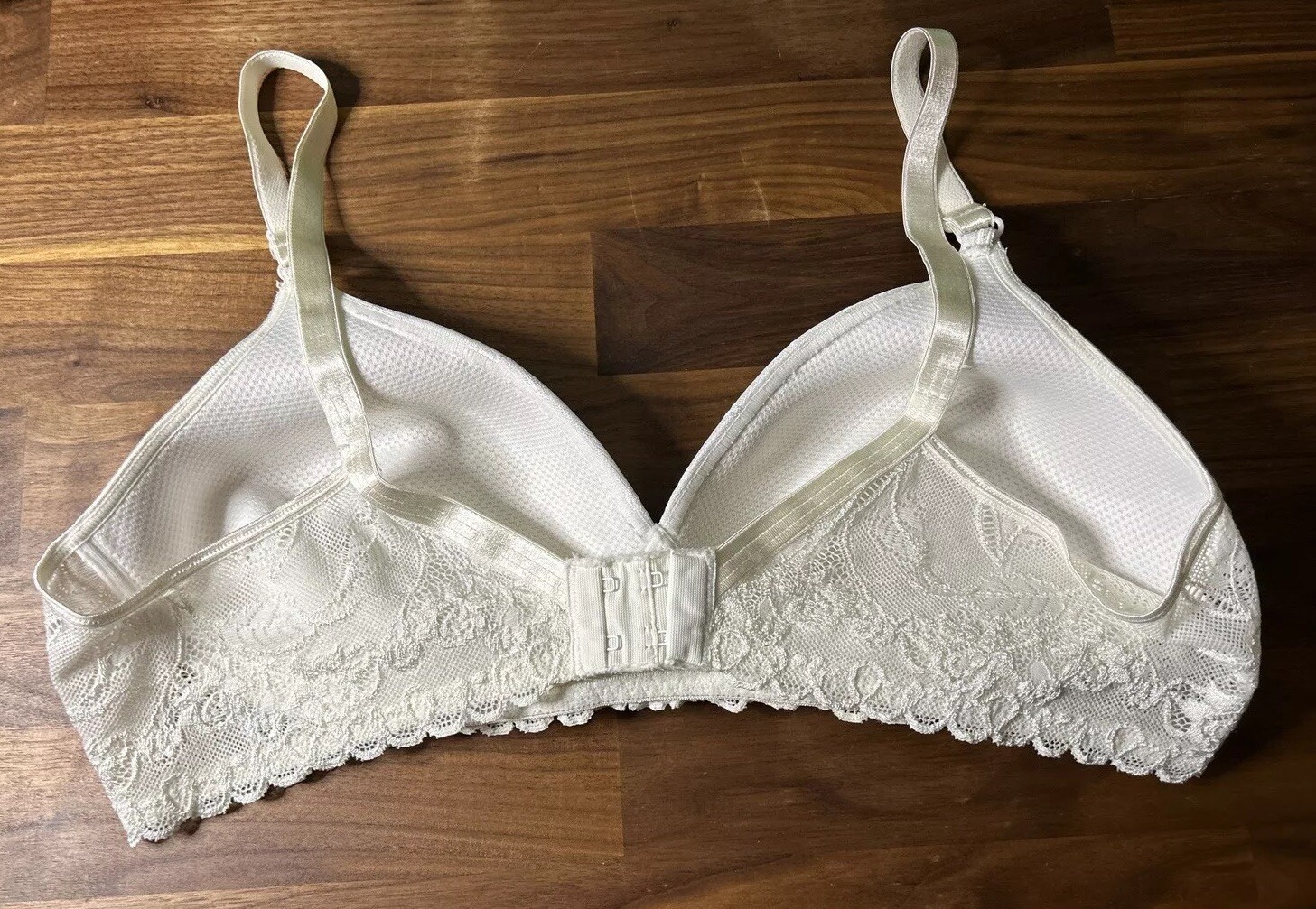 Vintage Playtex “Thank Goodness it Fits” Bra Size 38 Nearly C Style Wire Free