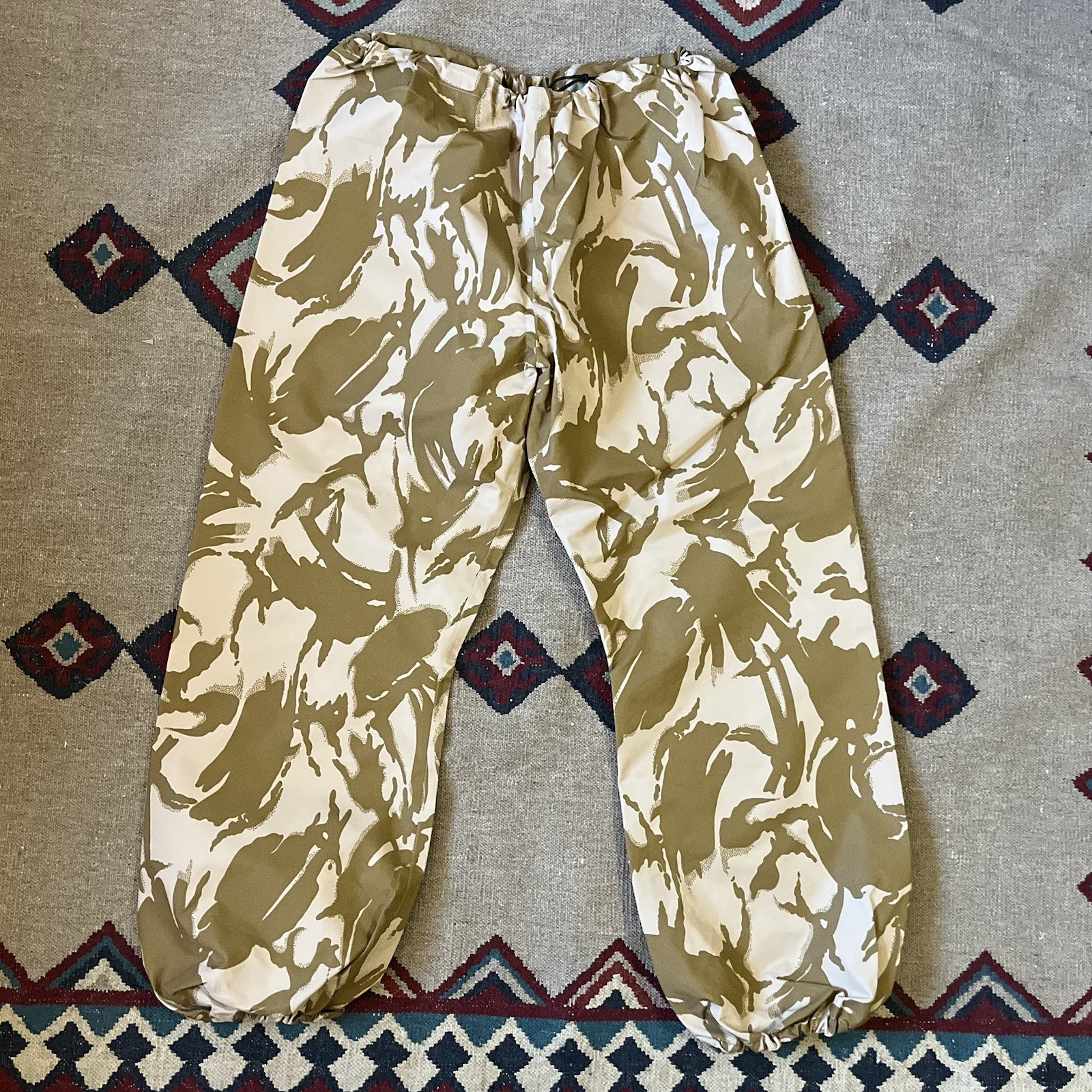 Vintage 90s US Army Military Wet Weather Nylon Camouflage Pants Mens Large Camo