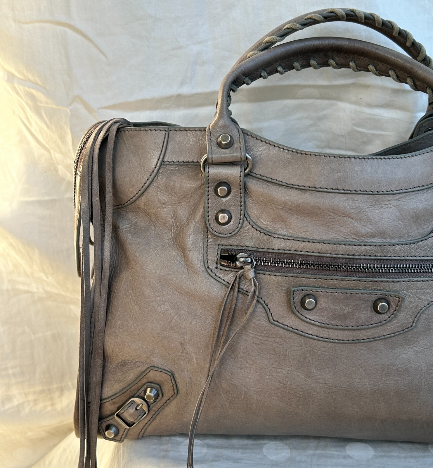 Vintage Balenciaga 2004 Classic Le City Medium | Army Green
